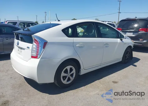 2013 Toyota Prius Two z USA, uszkodzony, nr VIN JTDKN3DU0D5606514